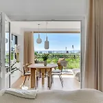 Gorgeous In Appartement